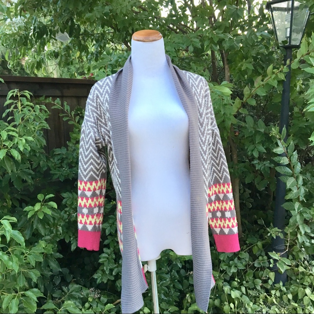 XHILARATION CHEVRON PRINT CARDIGAN